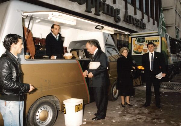 Emídio Caramelo with Rui and Alice Nabeiro during a visit to Porto in the 1980s.